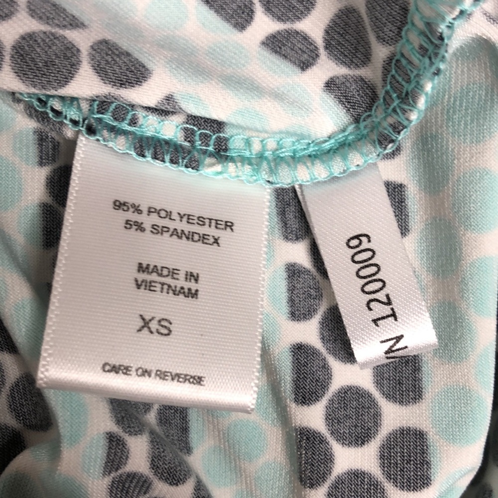 New York & Company Green Polka Dot Sleeveless Top XS NEW - Picture 6 of 8